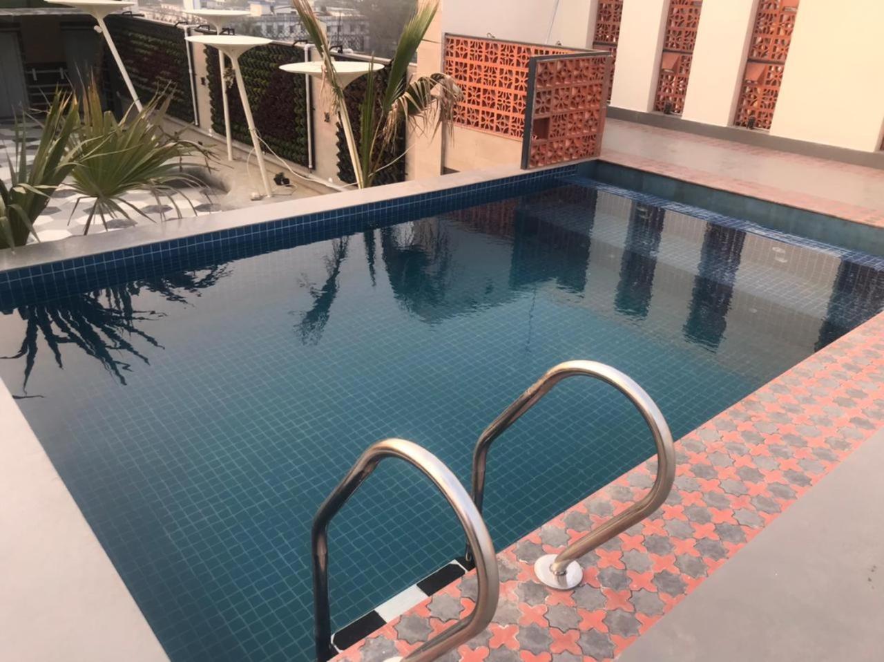 Hotel Lake View Baharampur Dış mekan fotoğraf