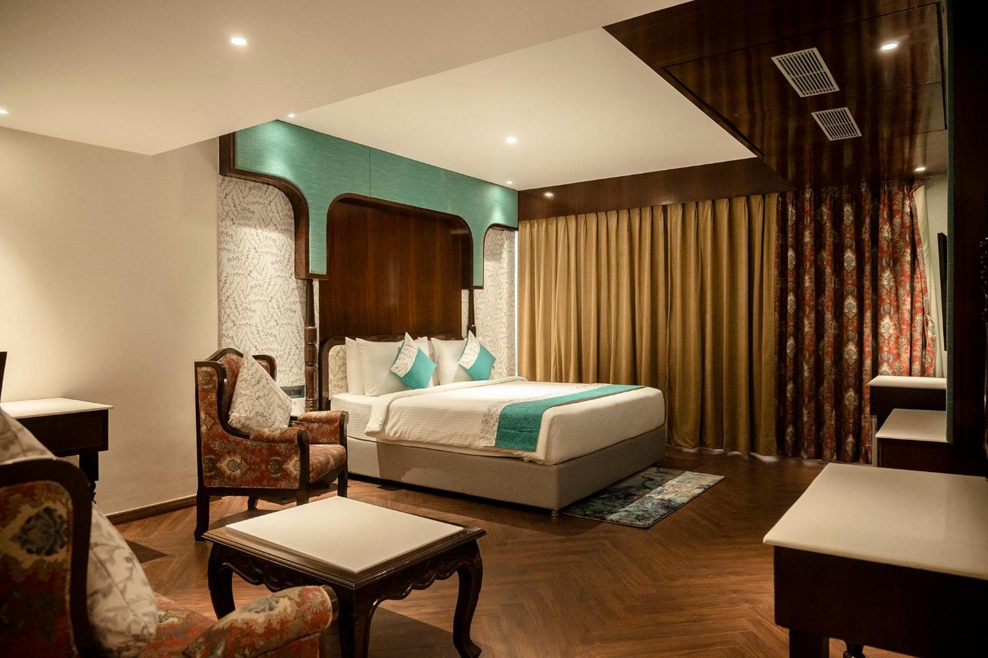 Hotel Lake View Baharampur Dış mekan fotoğraf