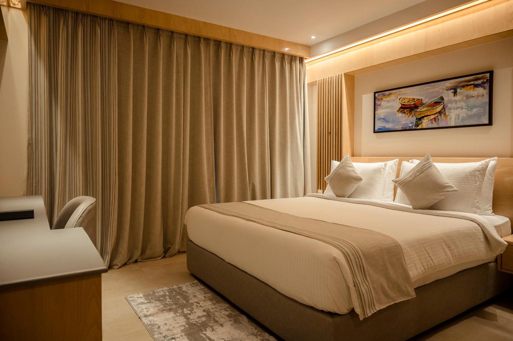 Hotel Lake View Baharampur Dış mekan fotoğraf
