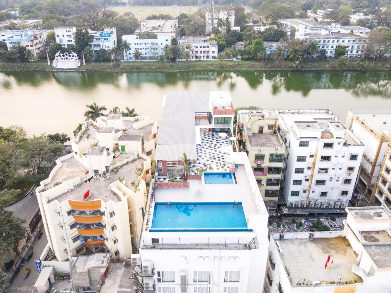 Hotel Lake View Baharampur Dış mekan fotoğraf